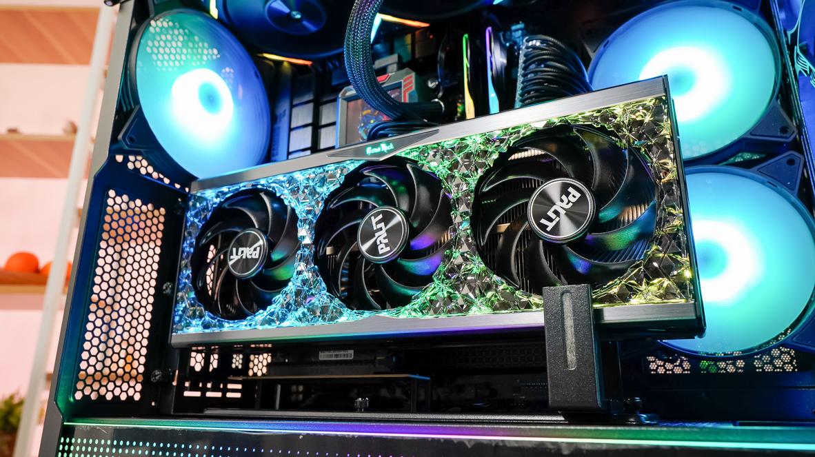 Silver Phantom X  -  Cyberix